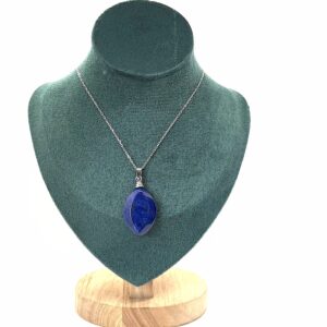 Diamond-Shaped Lapis Pendant – Marquise Cut 1