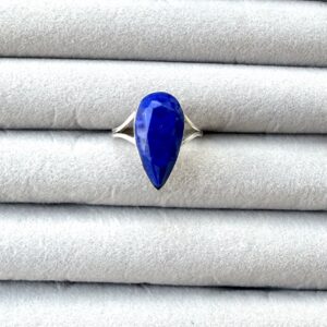 Lapis Dew – Handcrafted Silver Ring with Pear Lapis Cut